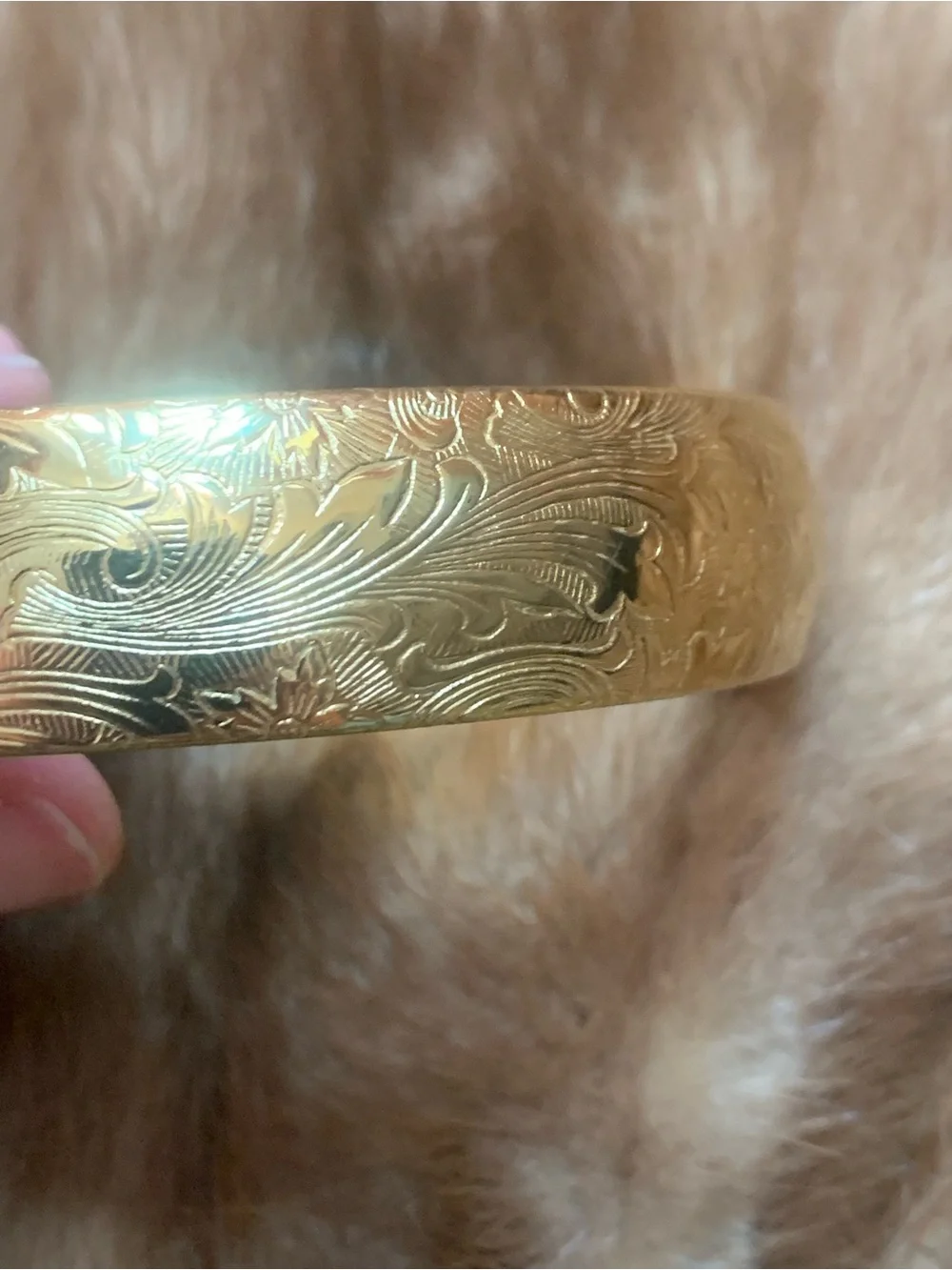Vintage Gold Tone Hinged Bangle Bracelet  Embossed Floral & Scroll